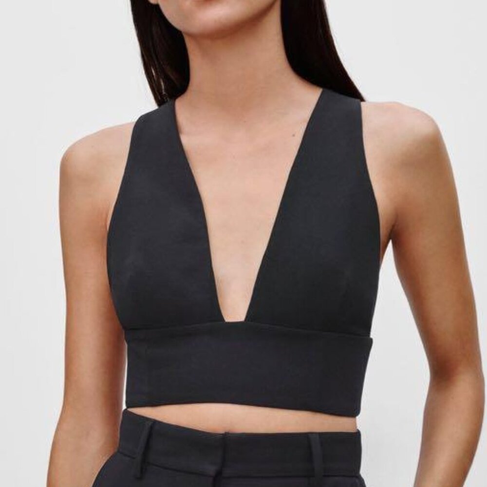 Wilfred (Aritzia) - "Gerland" Black Crop Top - Size 2 - Black